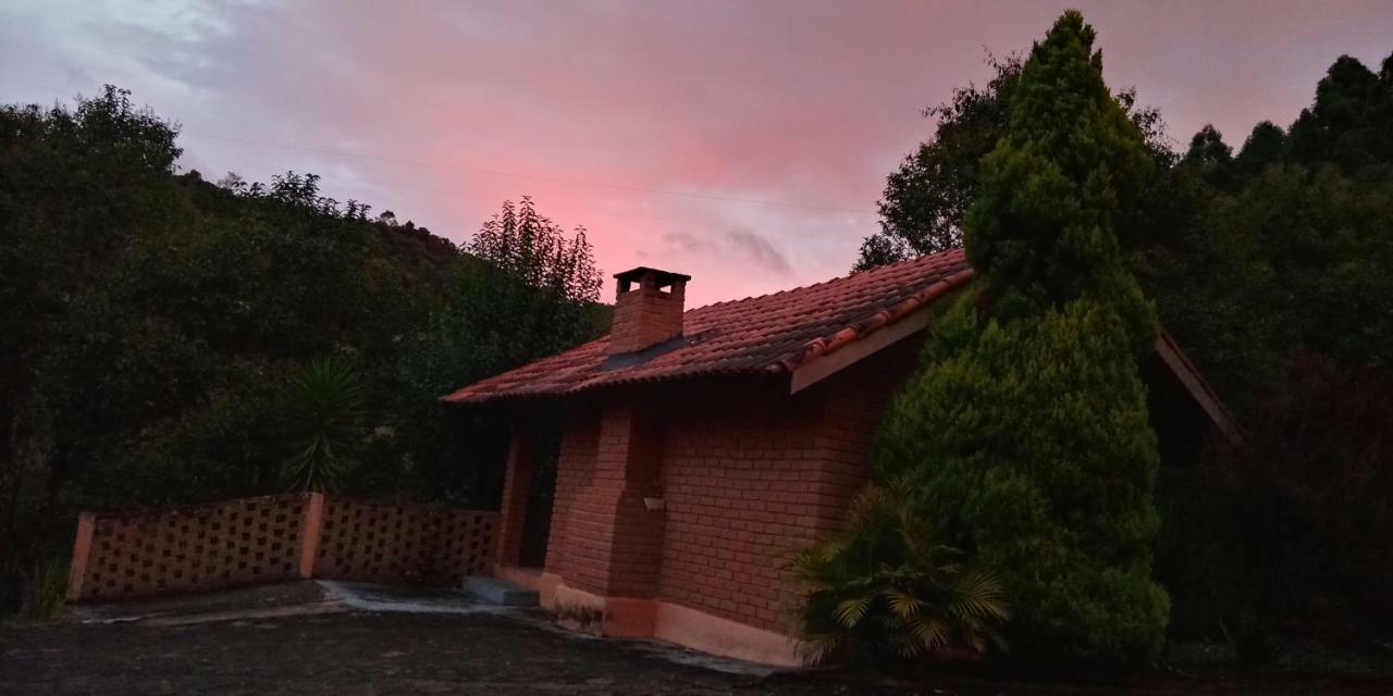 Pousada Recanto Da Vitoria Gonçalves Exteriér fotografie